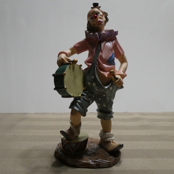 CLOWN porcelain music theme figurine